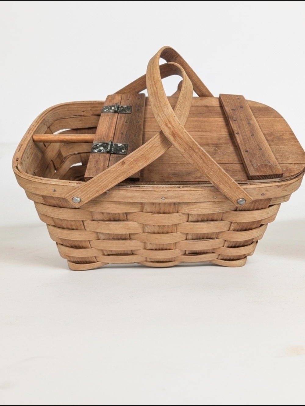 Vintage Basketville Vermont Wooden Picnic Basket - Hinged Lid - Double Handle